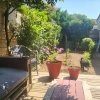 PROPRIETE AVEC DEPENDANCES SUR L'ILE DE RE