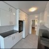 LUXUEUX ET SPACIEUX APPARTEMENT TRAVERSANT DANS RÉSIDENCE DE LUXE 